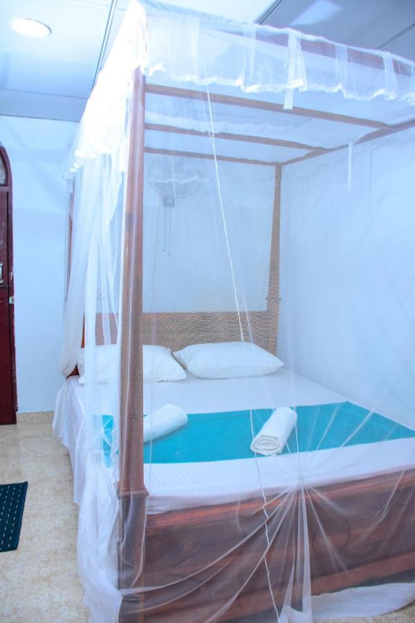 Relax Guest House 담불라 외부 사진