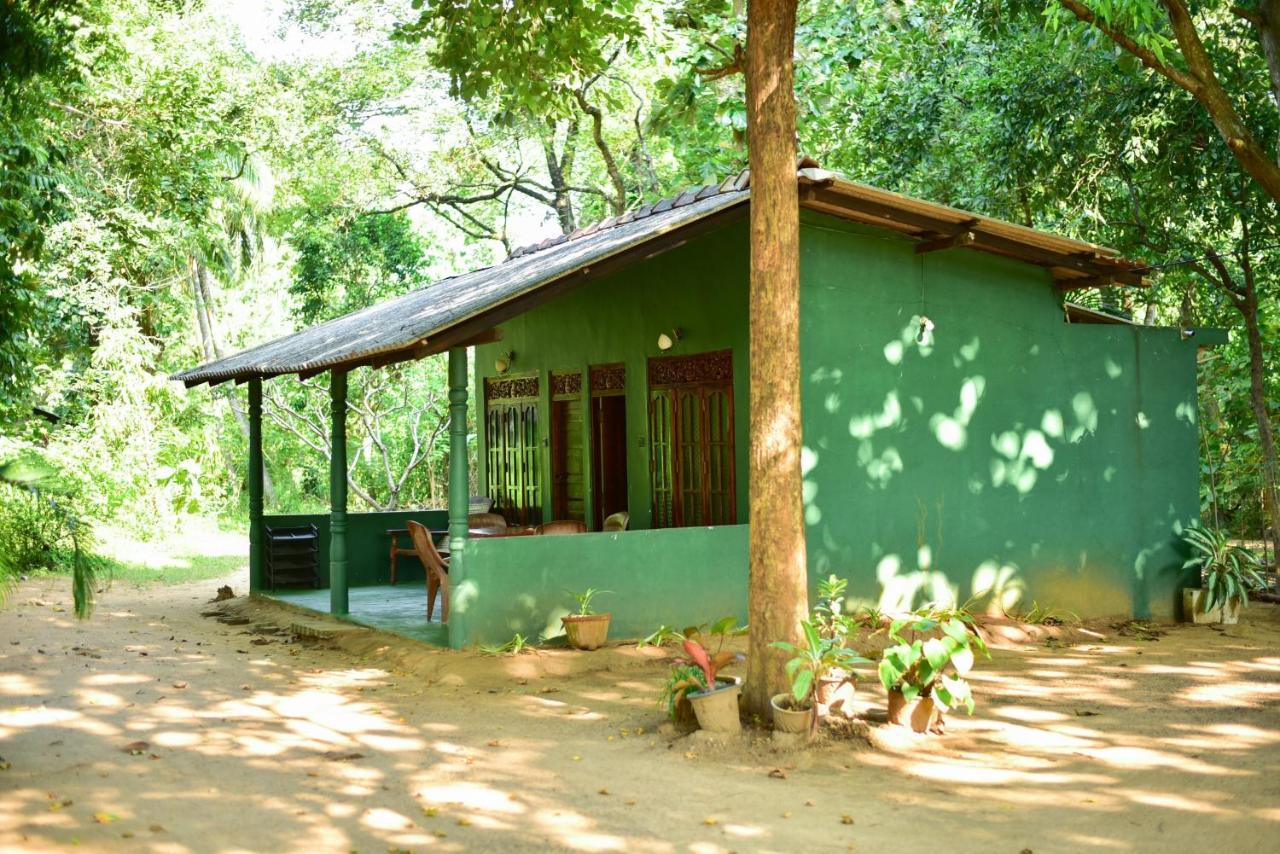 Relax Guest House 담불라 외부 사진